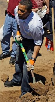 obama-shovel